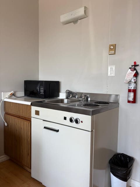 Island View Lodge Motel in Powell River