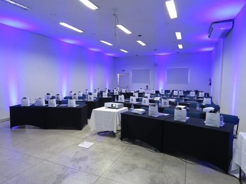 Meeting/conference room