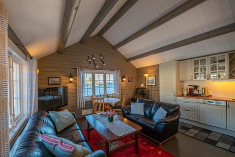 Fishing, Fishing, Living room, Seating area, dishwasher