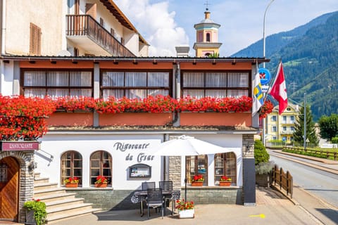 Lardi Hotel & Ristorante, Le Prese Valposchiavo Hotel in Province of Brescia