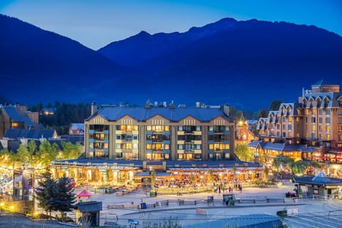 Bird's eye view, Winter, Mountain view, Street view