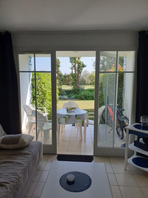 Balcony/Terrace, Balcony/Terrace