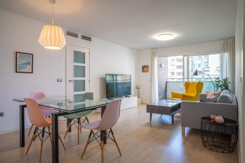 TV and multimedia, Living room, Dining area