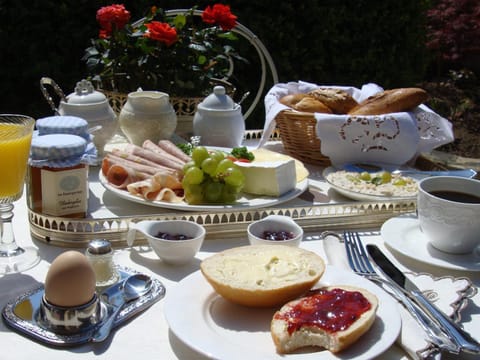 Continental breakfast