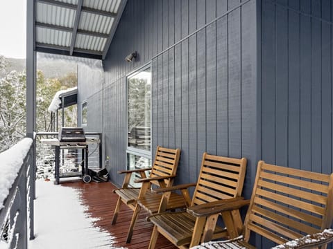 BBQ facilities, Balcony/Terrace, Seating area