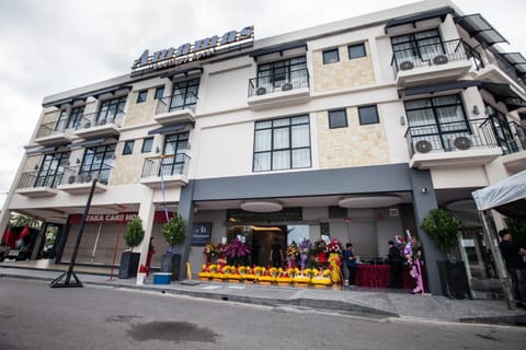Property building, Facade/entrance
