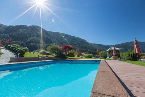 Summer, Mountain view, Swimming pool