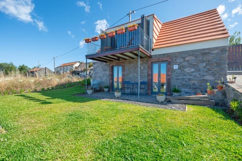 Property building, Day, Garden