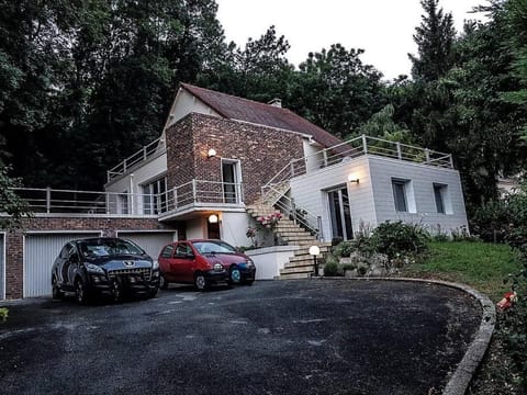 Maison face à la seine Bed and Breakfast in Corbeil-Essonnes