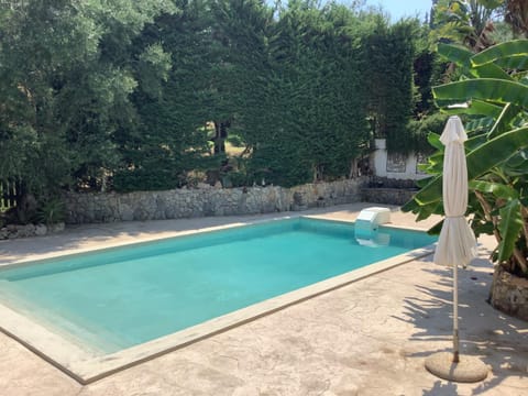 Day, Garden, View (from property/room), Balcony/Terrace, Seating area, Garden view, Mountain view, Pool view, Area and facilities, Swimming pool, Time of day, Inner courtyard view, sunbed