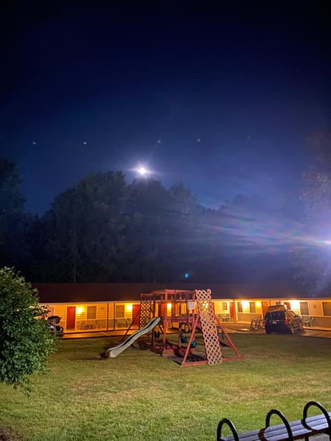 Fran Cove Motel Motel in Queensbury