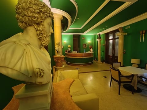 Seccy Hotel Boutique Art & Museum Hotel in Fiumicino
