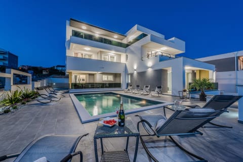 Summer, Pool view, Swimming pool, Swimming pool