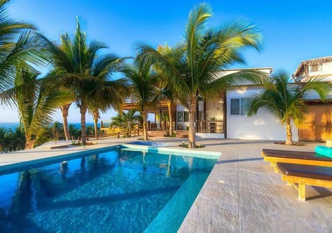 Patio, Beach, Swimming pool