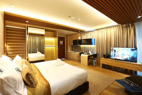 Communal lounge/ TV room