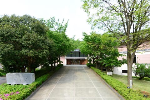 Property building, Natural landscape, Garden