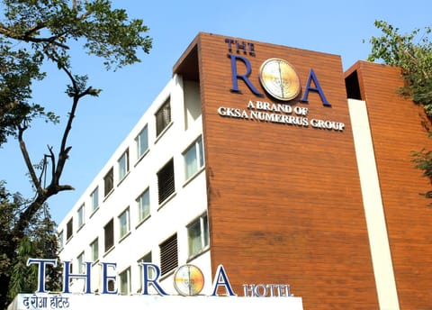 Property building, Facade/entrance