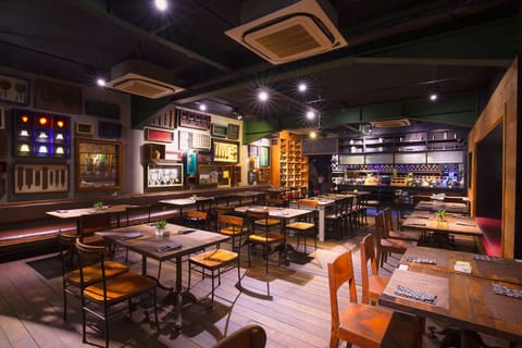 Restaurant/places to eat