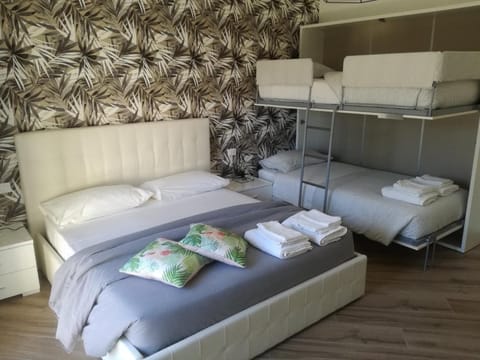 bunk bed