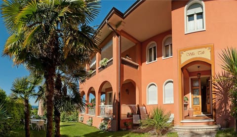 Villa Telli Bed and Breakfast in Garda