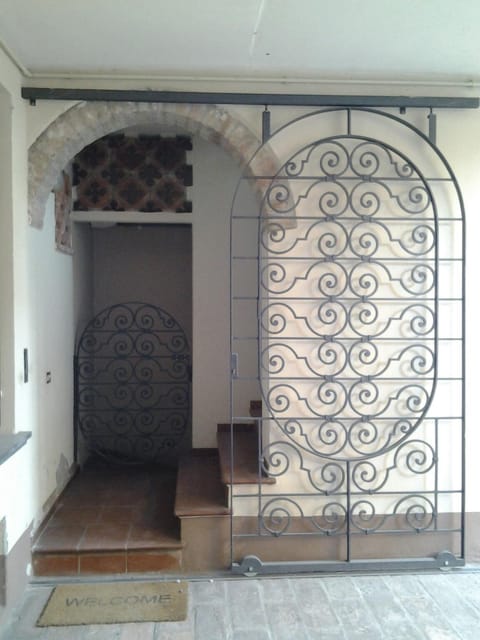 Casina Volamerlo House in Cremona