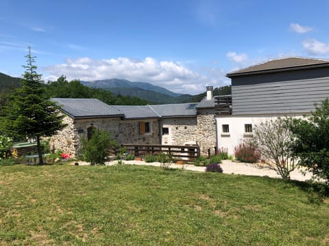 Property building, Garden, Garden view, Mountain view