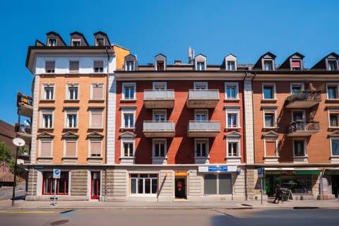 Property building, Location