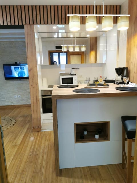 Property building, Breakfast, kitchen