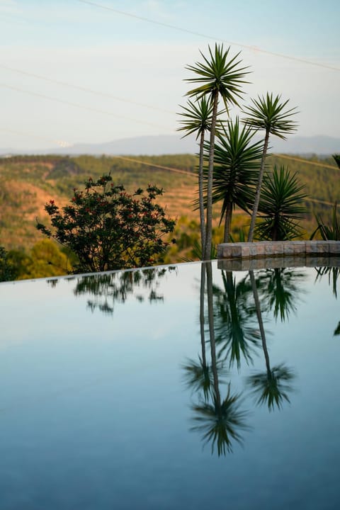 Day, Natural landscape, Mountain view, Pool view, Swimming pool