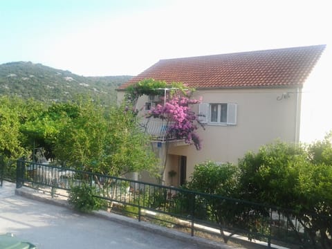 Apartments Jelić Apartment in Dubrovnik-Neretva County