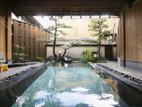 Hot Spring Bath, Open Air Bath