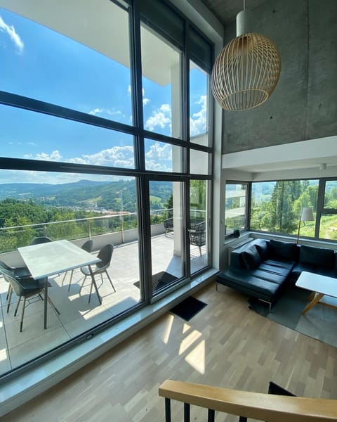 Patio, Balcony/Terrace, Living room