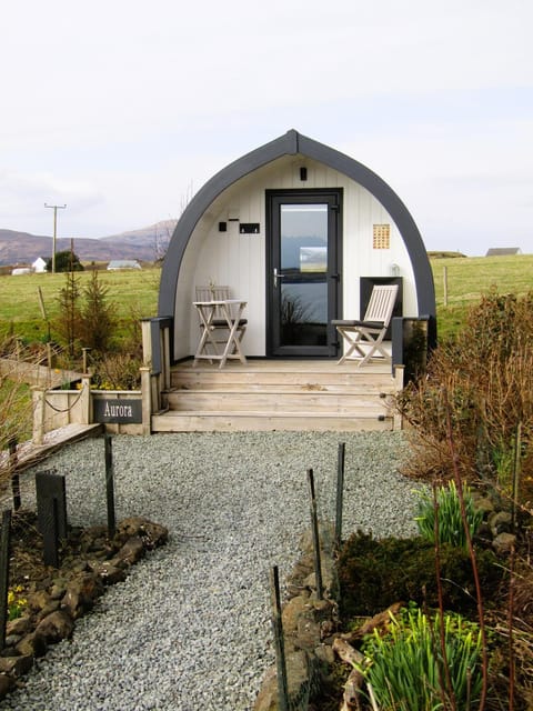 Harlosh Hideaways - Aurora Pod House in Scotland