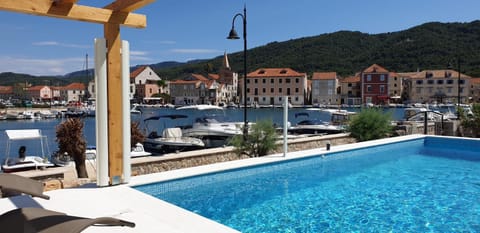 Pool view, Swimming pool