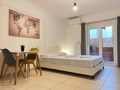 Bed, Photo of the whole room, air conditioner