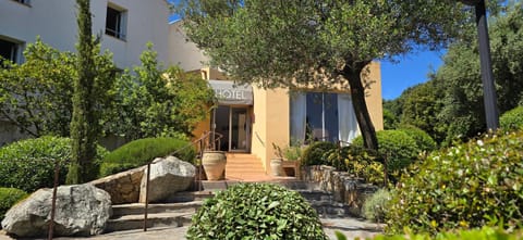 Hotel Cala di l'Oru Hotel in L'Île-Rousse