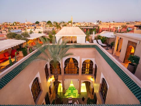 Patio, View (from property/room), Balcony/Terrace, City view, Pool view, Swimming pool, Internal: Not applicable to any particular room
