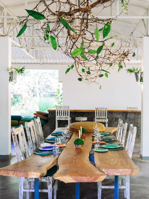 Restaurant/places to eat, Dining area