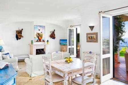 GOCCE VILLAS - Villa Nanà Pool With Amazing Sea View Villa in Piano di Sorrento