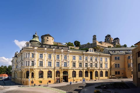 Property building, Landmark view