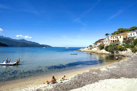 Day, Natural landscape, Beach, Mountain view, Sea view