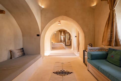 Bed, Photo of the whole room, Seating area, Bedroom