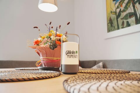 Dining area, kitchen