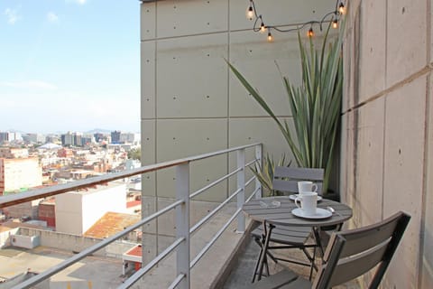 Balcony/Terrace, City view