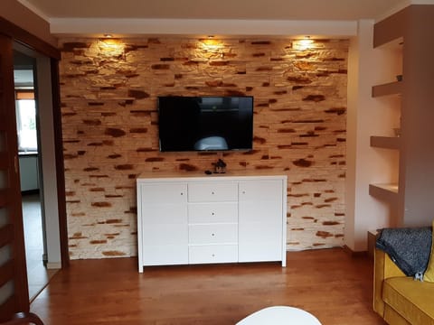 Communal lounge/ TV room, Living room, Bedroom