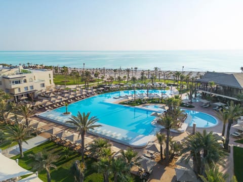 Property building, Beach, Swimming pool