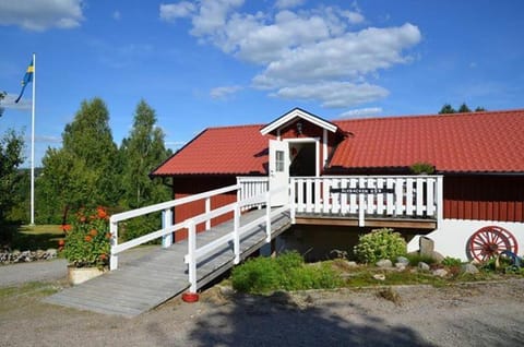 Property building, Garden, Garden view
