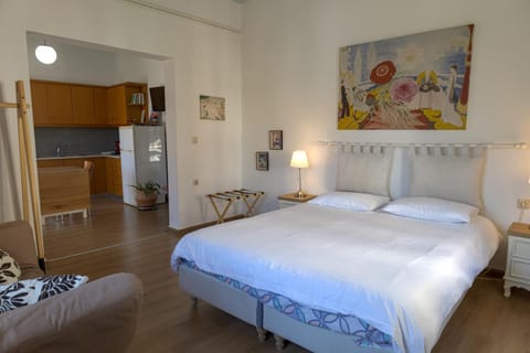 In And Out Apartment in Chania