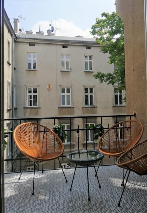 Classic apartments Pilsudskiego street Apartment in Krakow