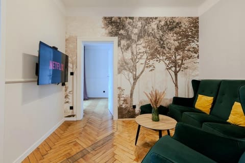 Classic apartments Pilsudskiego street Apartment in Krakow